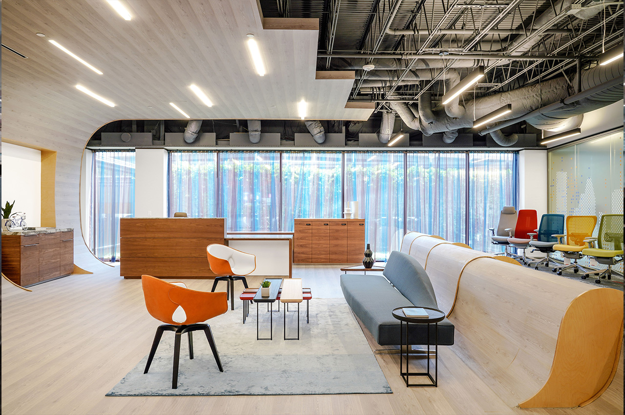 Houston Showroom Carousel-3