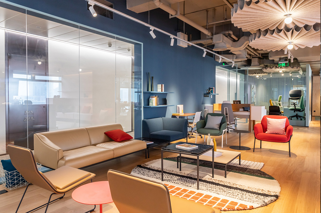 New Mexico Showroom Carousel-5