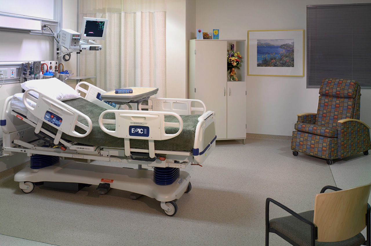 Tenet Centennial Medical Center-20_Carousel-8