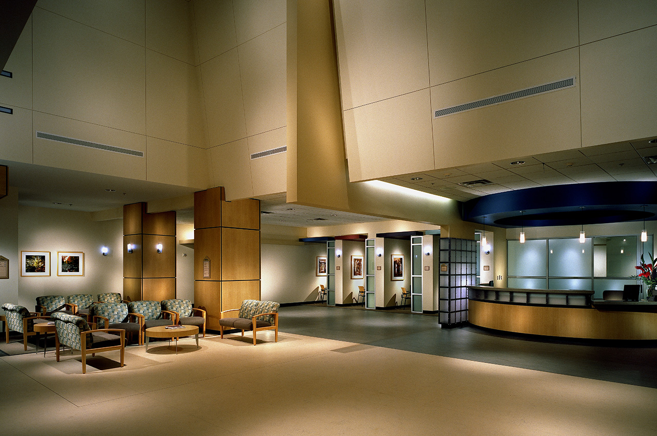 Tenet Centennial Medical Center-6_Carousel-4